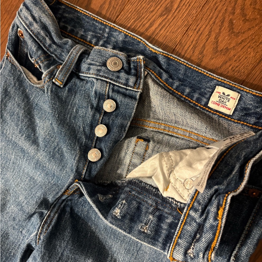 Classic Women's Straight Leg Denim Jeans - Picture 5 of 8